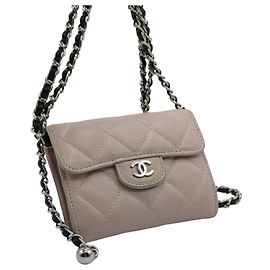 Portafoglio Chanel con catena Timeless rosa in pelle Rosa