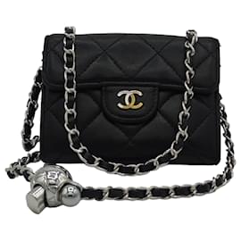 Chanel-Cartera Chanel En Cadena, Piel de cordero negra atemporal, crossbody, VENDIMIA-Negro