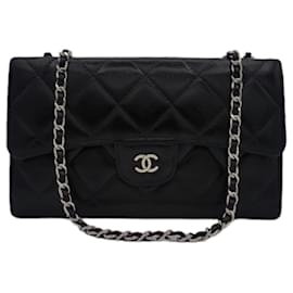 Chanel-Portafoglio Chanel su catena, TIMELESS, VINTAGE ▾, pelle di agnello, CC, Noir, crossbody-Nero