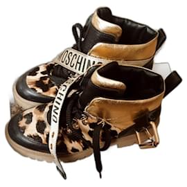 Moschino-BOOTS-Black,Multiple colors