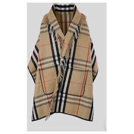 Burberry-Check wool cachmere hooded cape in archive beige-Camel