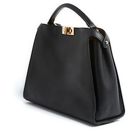 Fendi-Peekaboo Large Black Strap-Black