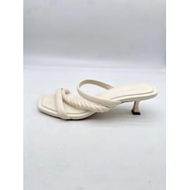 Jimmy Choo-JIMMY CHOO  Sandals T.eu 38.5 leather-White
