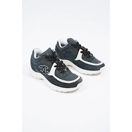 Chanel-Chanel CC Logo Sneaker Navy / White Suede EU 36 Uk 3-Navy blue