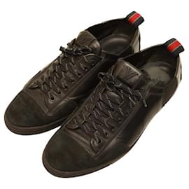 Louis Vuitton-Louis Vuitton Scarpe da ginnastica da uomo in pelle nera e pelle scamosciata, scarpe da ginnastica stringate 8-Nero