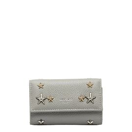 Jimmy Choo Porta-chaves Netuno em couro cravejado de estrelas Cinza