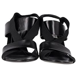 Balenciaga-Sandalias Balenciaga con tira trasera cruzada elástica en cuero negro-Negro