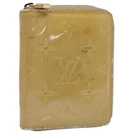 Louis Vuitton-LOUIS VUITTON Monogram Vernis Bloom Cartera Compacta Beige M91015 LV Auth 55611-Beige