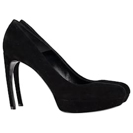 Alexander Mcqueen-Alexander McQueen Pumps in Black Suede-Black