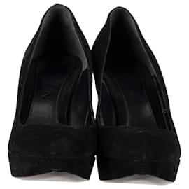 Alexander Mcqueen-Alexander McQueen Pumps aus schwarzem Wildleder-Schwarz