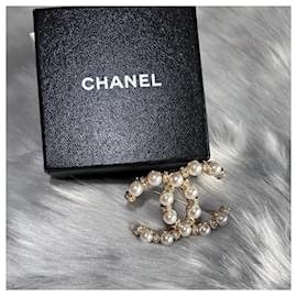 Chanel-Broches et broches-Blanc,Doré