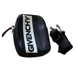 Givenchy-Mc3-Noir