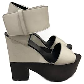 Céline-CELINE  Sandals T.eu 37 leather-Cream