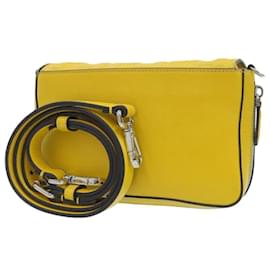 Fendi-nappa 1974 Mini sac à rabat extensible en relief  7M0299-Jaune