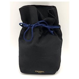 Chanel Mini sac à cordon Noir