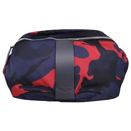 Valentino Garavani Uomo Camouflage Belt Bag in Navy Blue Nylon Navy blue