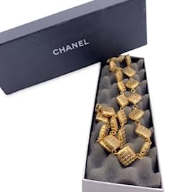 Chanel-Vintage Gold Metal Quilted Collar Necklace-Golden