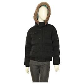 Burberry-Burberry Piumino nero con cappuccio rimovibile con bordo in pelliccia. Taglia giacca 14YXS 164alto cm-Nero
