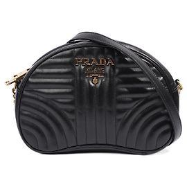 Prada Bolsa acolchoada Diagramme Couro de bezerro preto Couro Pequeno Preto