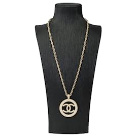Chanel-Joias CHANEL CC em metal dourado - 101539-Dourado