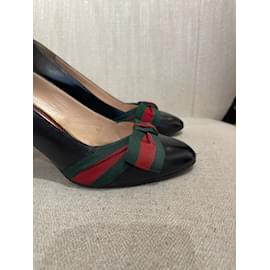 Gucci-Tacones GUCCI T.UE 37.5 Cuero-Negro