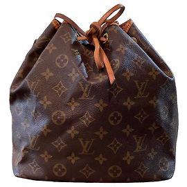 Bolsa Louis Vuitton Petit Noé Monogram Monograma