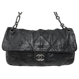 Chanel-CHANEL A HANDBAG39657 Limited edtion 2008 IN BLACK ORIGAMI LEATHER PURSE-Black