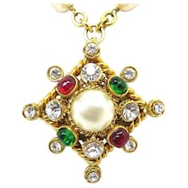 Chanel-VINTAGE CHANEL NECKLACE GRIPOIX PENDANT PEARLS AND GLASS CABOCHONS NECKLACE-Golden