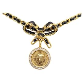 Chanel-NEW VINTAGE CHANEL CHOCKER NECKLACE 1996 COCONUT MEDALLION BOW CHAIN NECKLACE-Golden