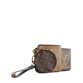 Louis Vuitton-LOUIS VUITTON  Clutch bags T.  leather-Brown