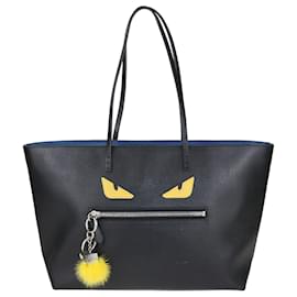 Fendi-Borsa tote Monster Roll nera con/ fascino-Nero