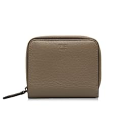 Fendi-Fendi Gray Leather Bifold Compact Wallet-Grey