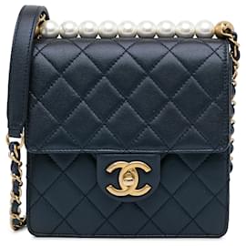 Chanel-Borsa a tracolla Chanel Mini Chic blu con perle-Blu,Blu navy