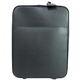Louis Vuitton-Louis Vuitton Pegase-Black