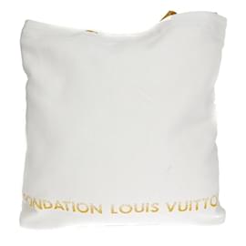 Louis Vuitton-Louis Vuitton Fondation-Weiß