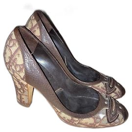 Dior Pumps Brown Leather Size 38 Brown