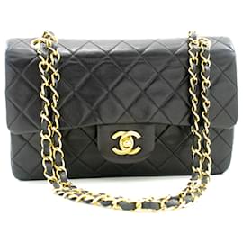 Chanel-Patta foderata Chanel Classic 9"Borsa a tracolla a catena in pelle di agnello nera-Nero