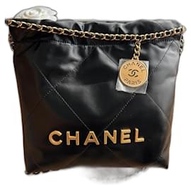 Chanel-Chanel 22 Mini-Schwarz
