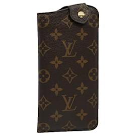 Louis Vuitton-LOUIS VUITTON Monogram Etui Lunette MM Étui à lunettes M66544 Auth LV 57883-Monogramme