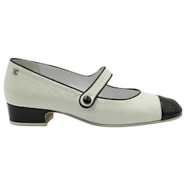 Chanel-Chanel Cap Toe Mary Janes in White Leather-White