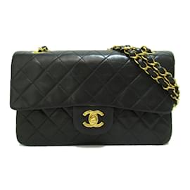 Chanel-Mittelgroße klassische gefütterte Überschlagtasche-Schwarz
