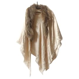 Fendi-Fendi-Beige
