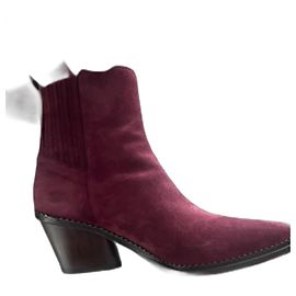 Botines Sartore de Nubuck Rojo Oscuro Burdeos