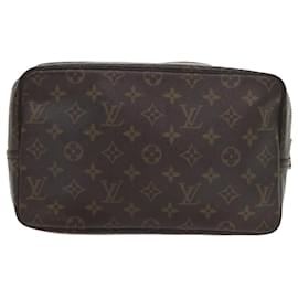 Louis Vuitton-Toilette Trousse Monogram Louis Vuitton 28 Pochette M47522 Auth LV 56439-Monogramme