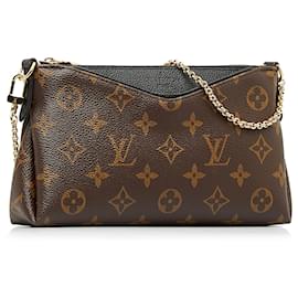 Louis Vuitton-Louis Vuitton Brown Monogram Pallas Clutch-Brown
