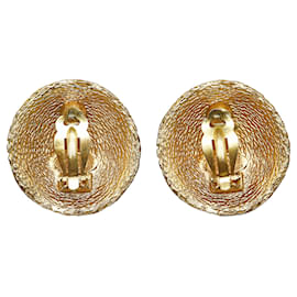 Chanel-Chanel Gold CC Clip On Earrings-Golden