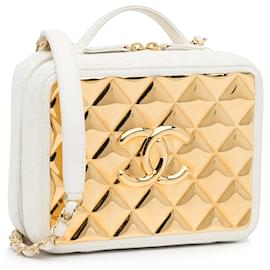 Chanel-Neceser Chanel con placa dorada blanca-Blanco