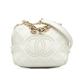 Chanel-Bolsa transversal de couro acolchoado CC com corrente-Branco
