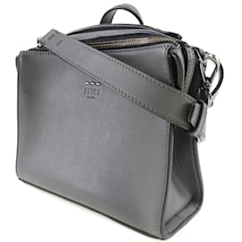 Fendi-Mini-Umhängetasche  7M0238O7b-Grau