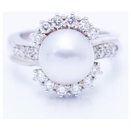 Autre Marque-Gold Ring with natural Pearl and Diamonds-White